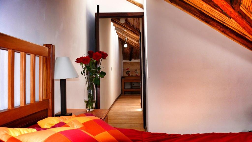 Casa De Las Rosas Cuenca Rom bilde